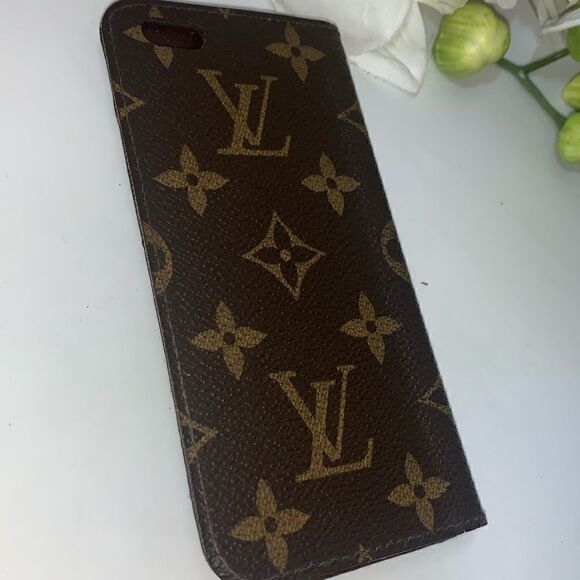 Authentic Louis Vuitton Monogram iPhone 6 Cellphone Case - Picture 2 of 3